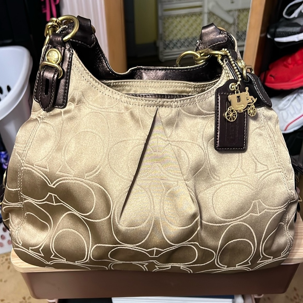 Silky classic coach handbag